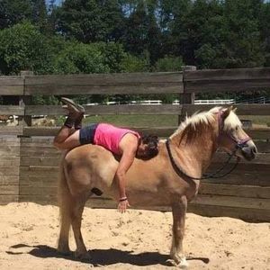 Meet your Posher, Esther